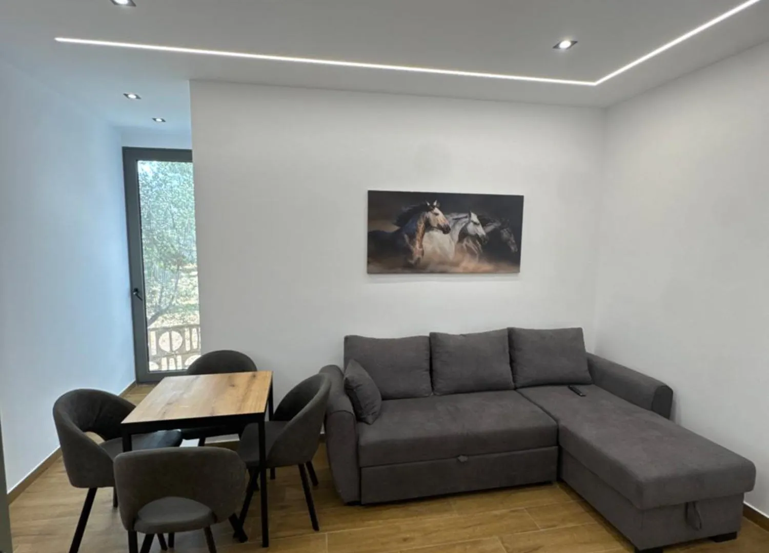 Riverside Villa Trajas Daire