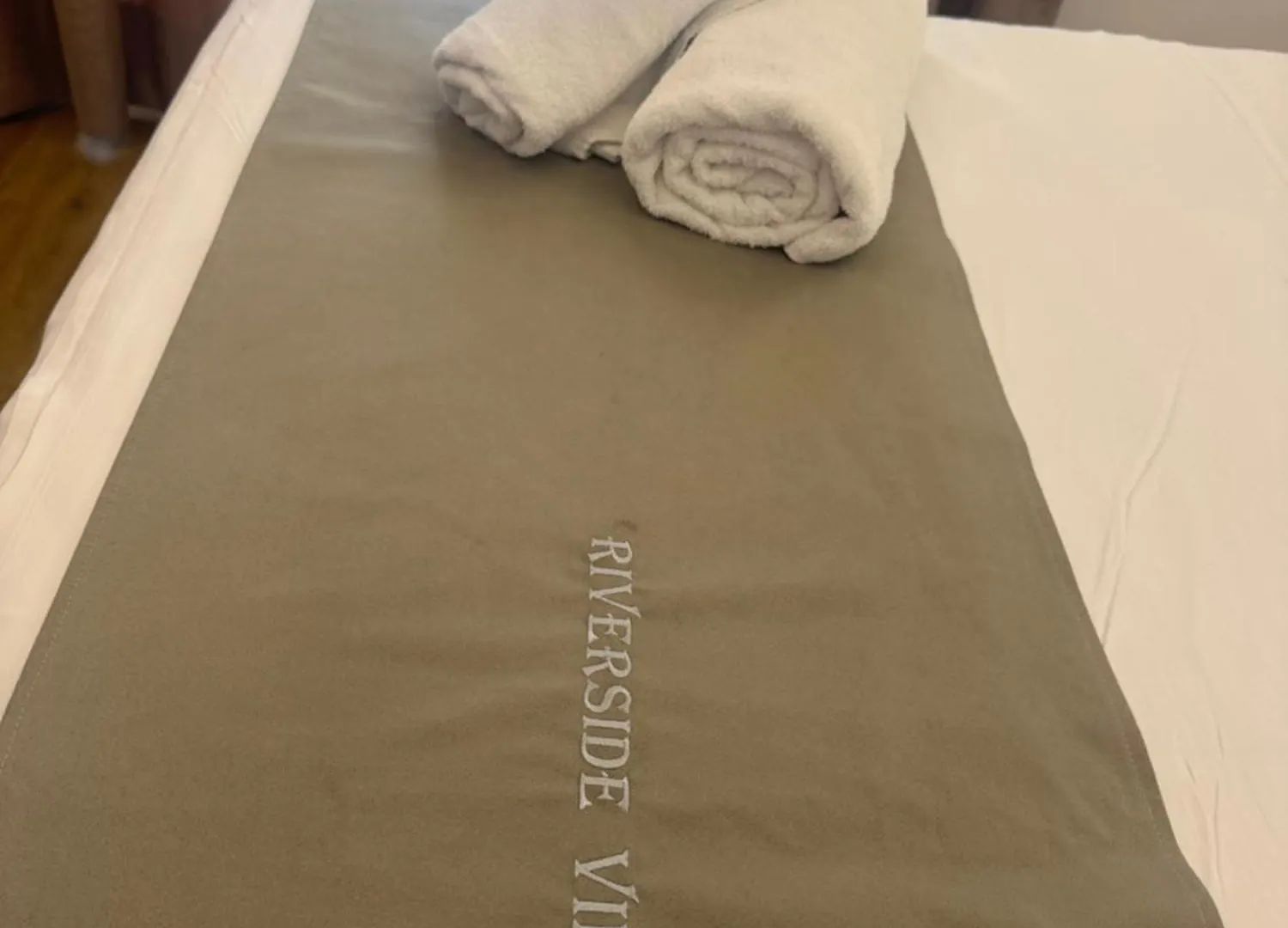 Riverside Villa Trajas